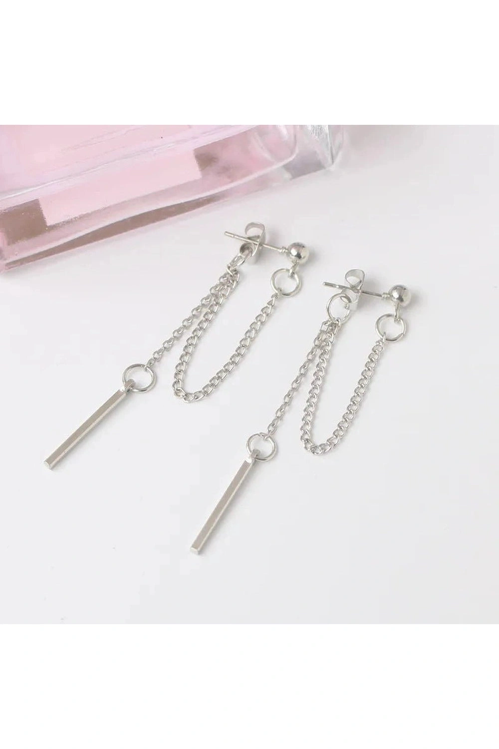 Aretes colgantes coreanos con borlas de metal: ¡elegancia en movimiento! Un toque bohemio para ti.